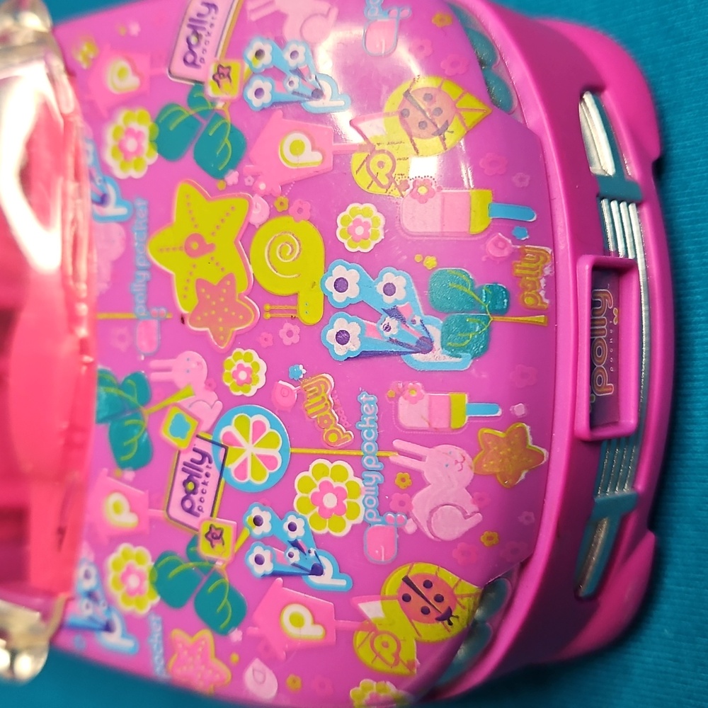 Polly Pocket Sporty Convertible Toy Car - Picture 11 of 12